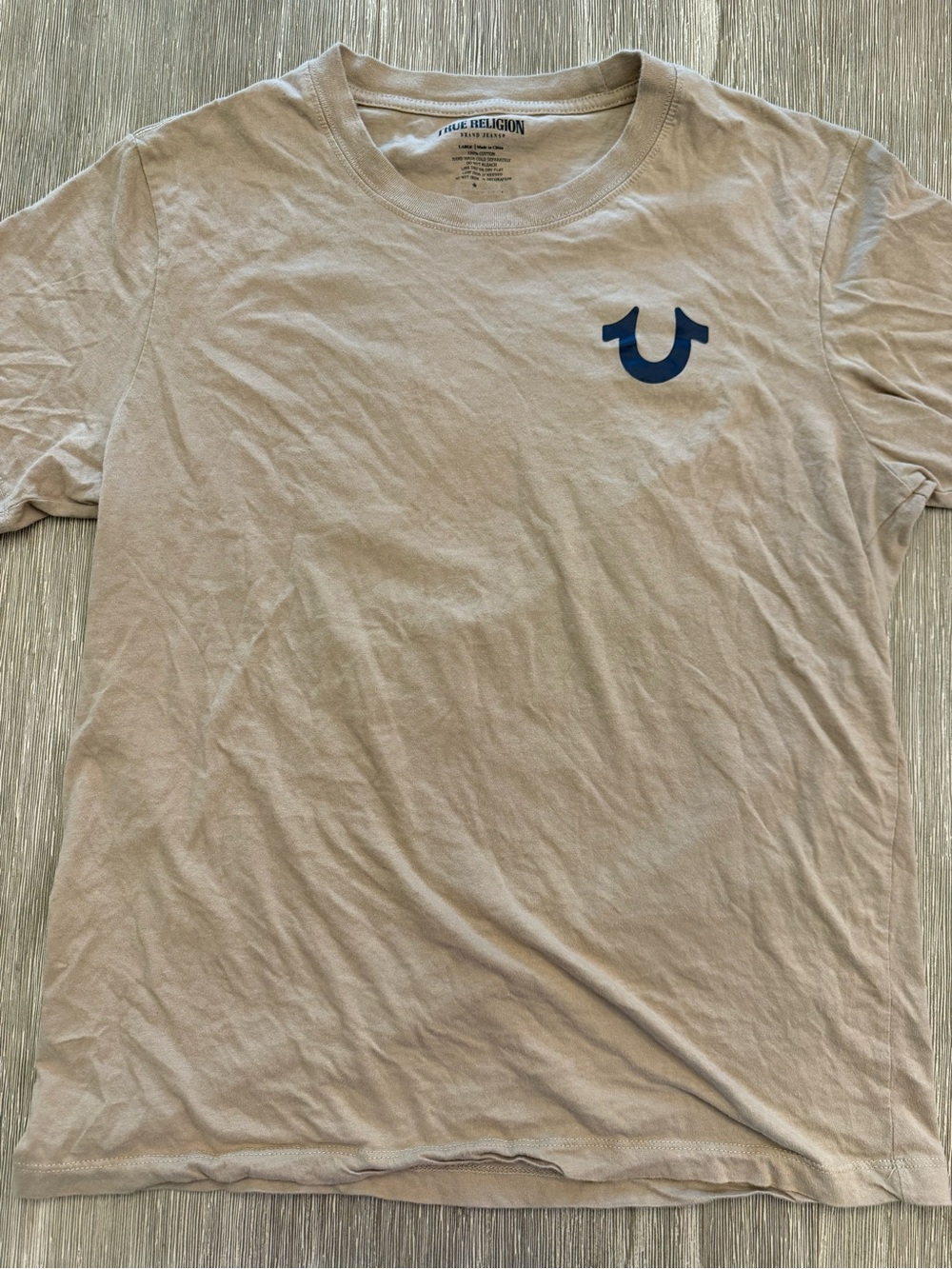 True Religion Men’s Crew Neck T-Shirt in Light Beige with Navy Logo Large